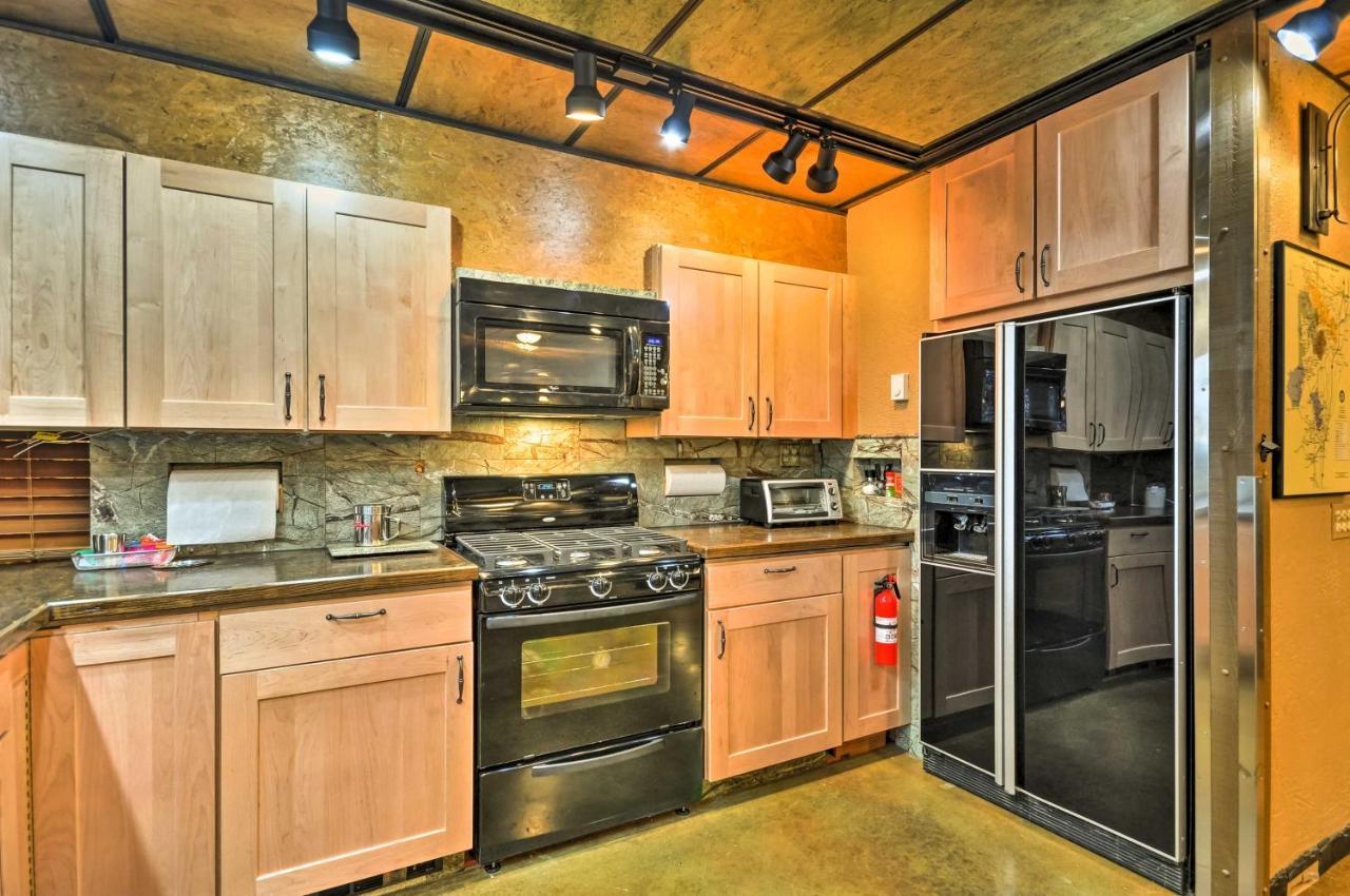 Willamette Valley Apt - Surrounded By Wineries! Ньюберг Екстер'єр фото